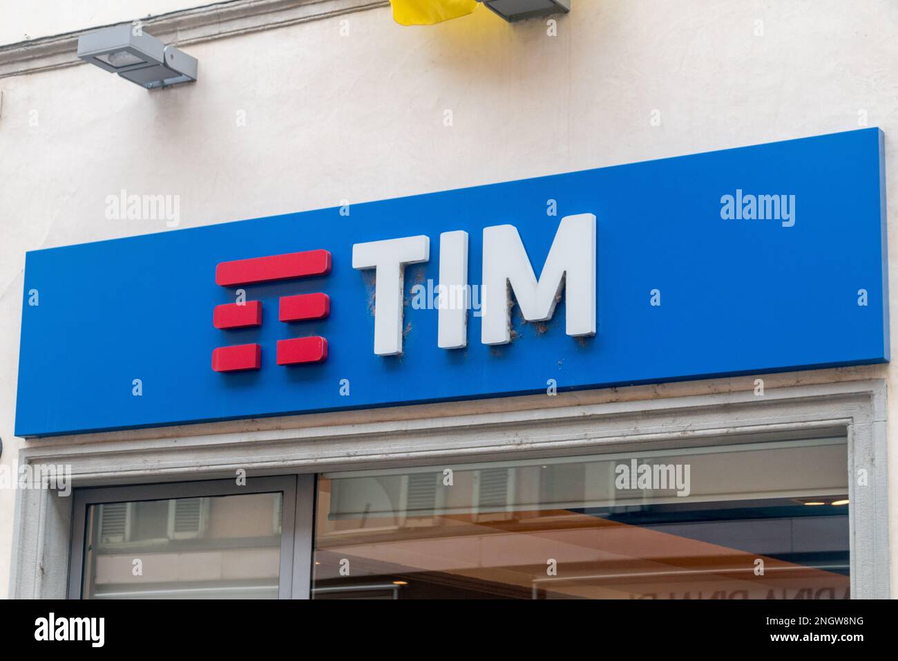 Telecom italia mobile hi-res stock photography and images - Alamy