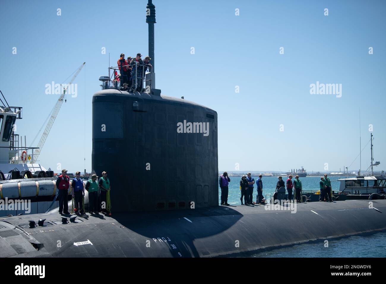 GARDEN ISLAND, Australia - The Virginia-class fast-attack submarine USS Mississippi (SSN 782) prepares to moor at Royal Australian Navy HMAS Stirling Naval Base, Nov. 28. Mississippi is currently on patrol in support of national security interests in the U.S. 7th Fleet area of operations. Stock Photo