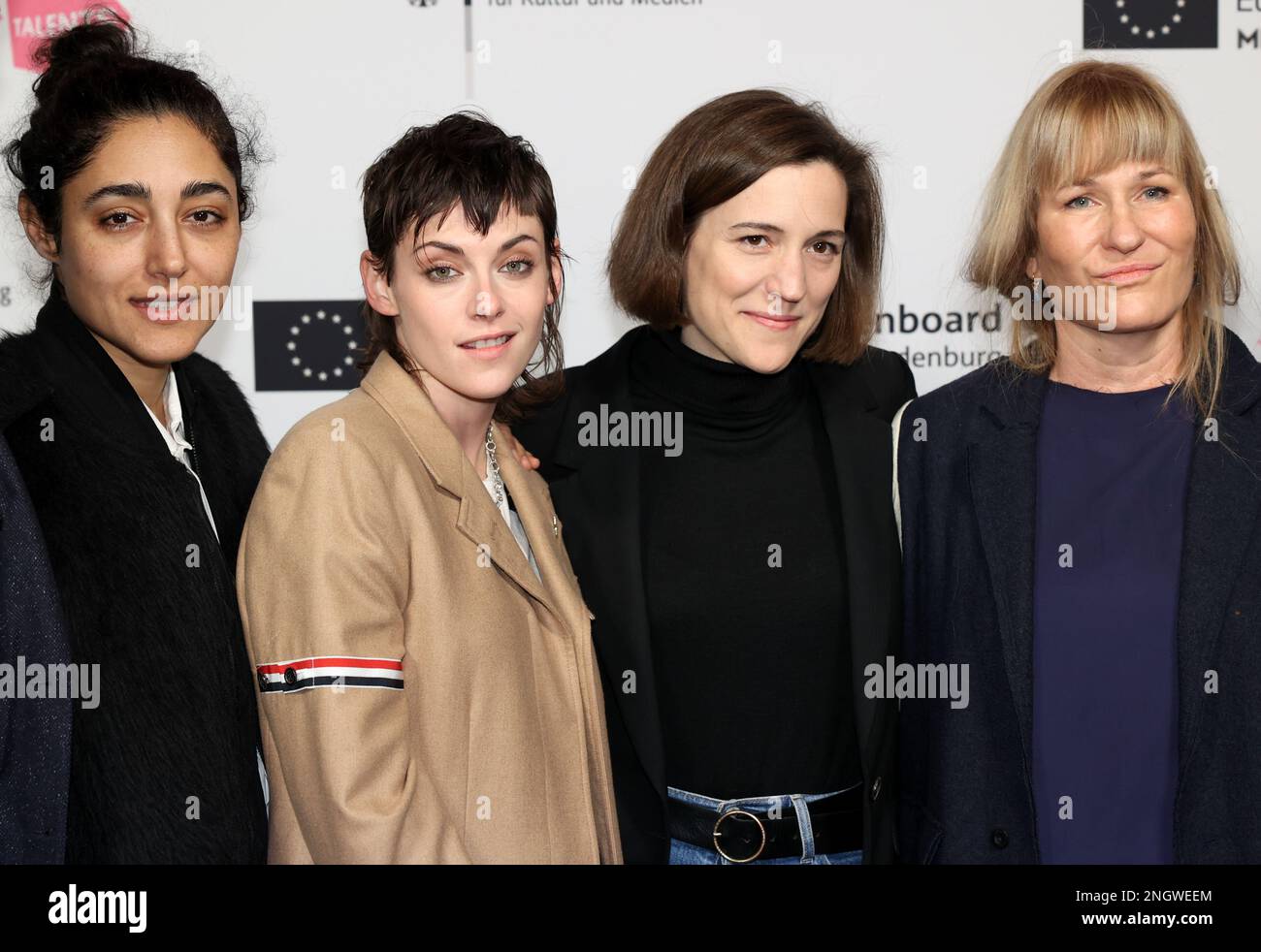 Kristen stewart and carla simon hi-res stock photography and images - Alamy