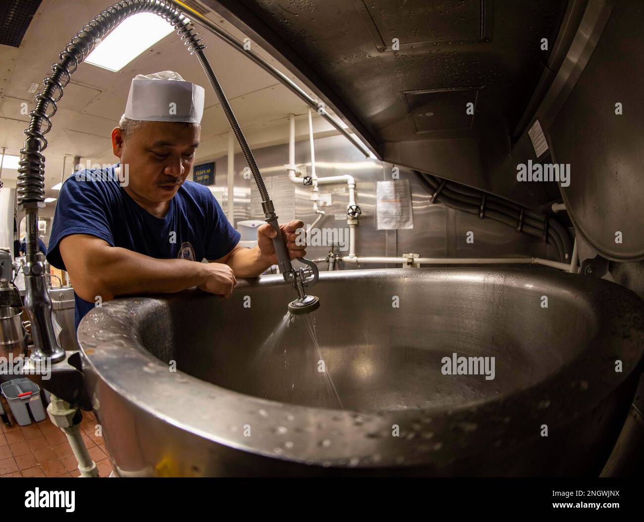 221129NXK0471024 PACIFIC OCEAN (Nov. 29, 2022) Culinary Specialist