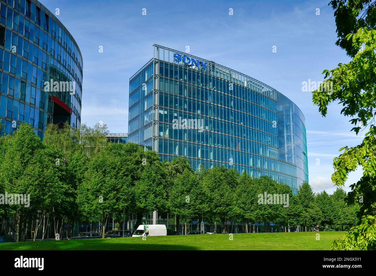 Sony Center, Potsdamer Platz, Bellevuestrasse, Henriette Herz Park