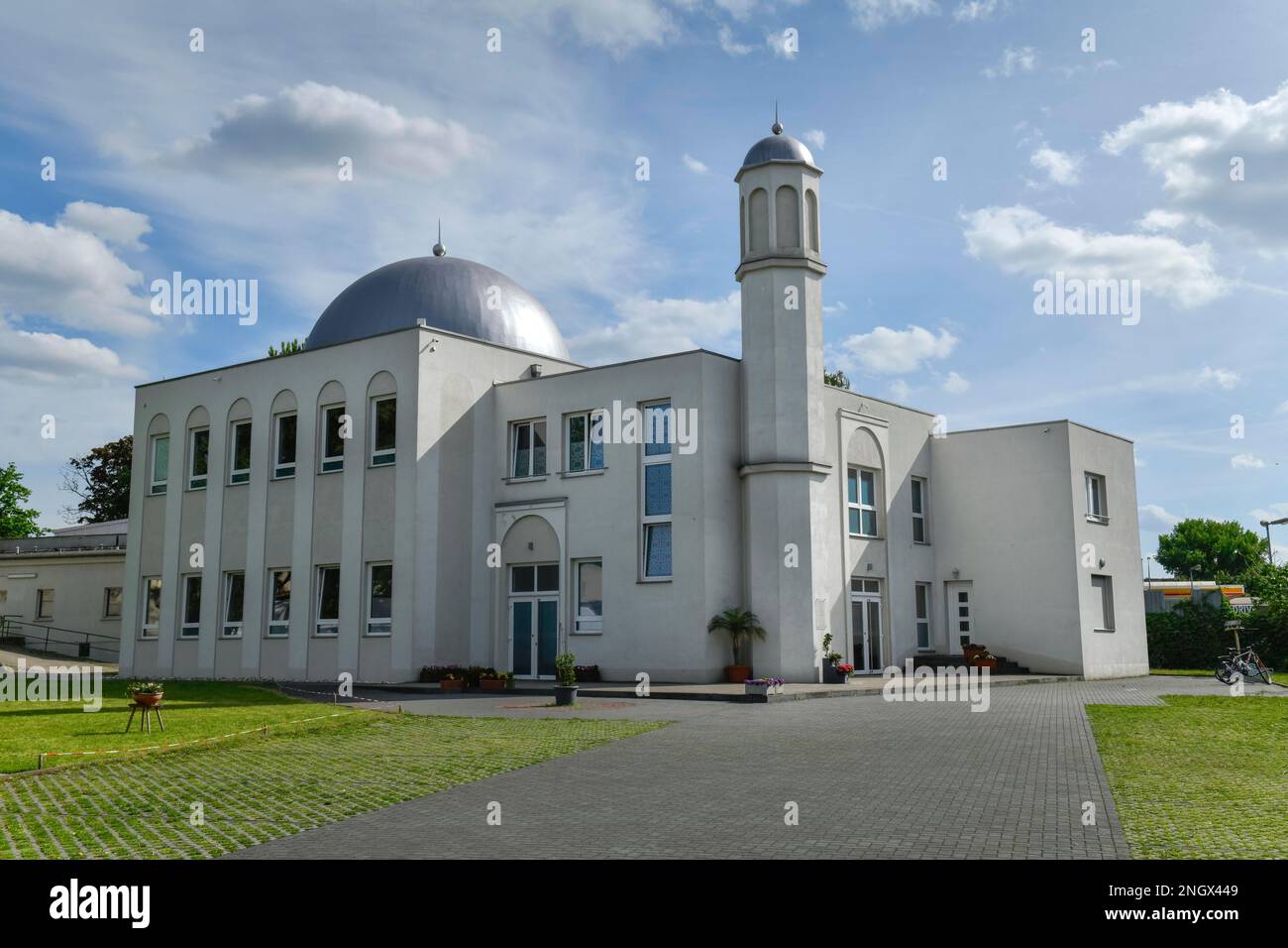 Khadija Mosque, Tiniusstrasse, Pankow, Berlin, Germany Stock Photo Alamy