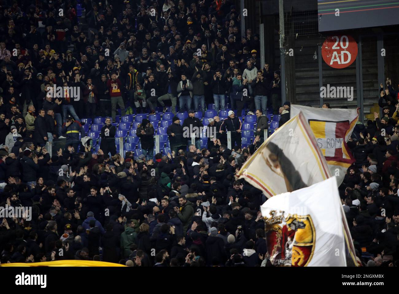 wij Druipend Vergelijkbaar Rome, . 19th Feb, 2023. Rome, Italy 19.02.2023: Fedayeen fans without the  banner in the Roma stand after the theft 10 days ago in the Serie A  football match between AS ROMA