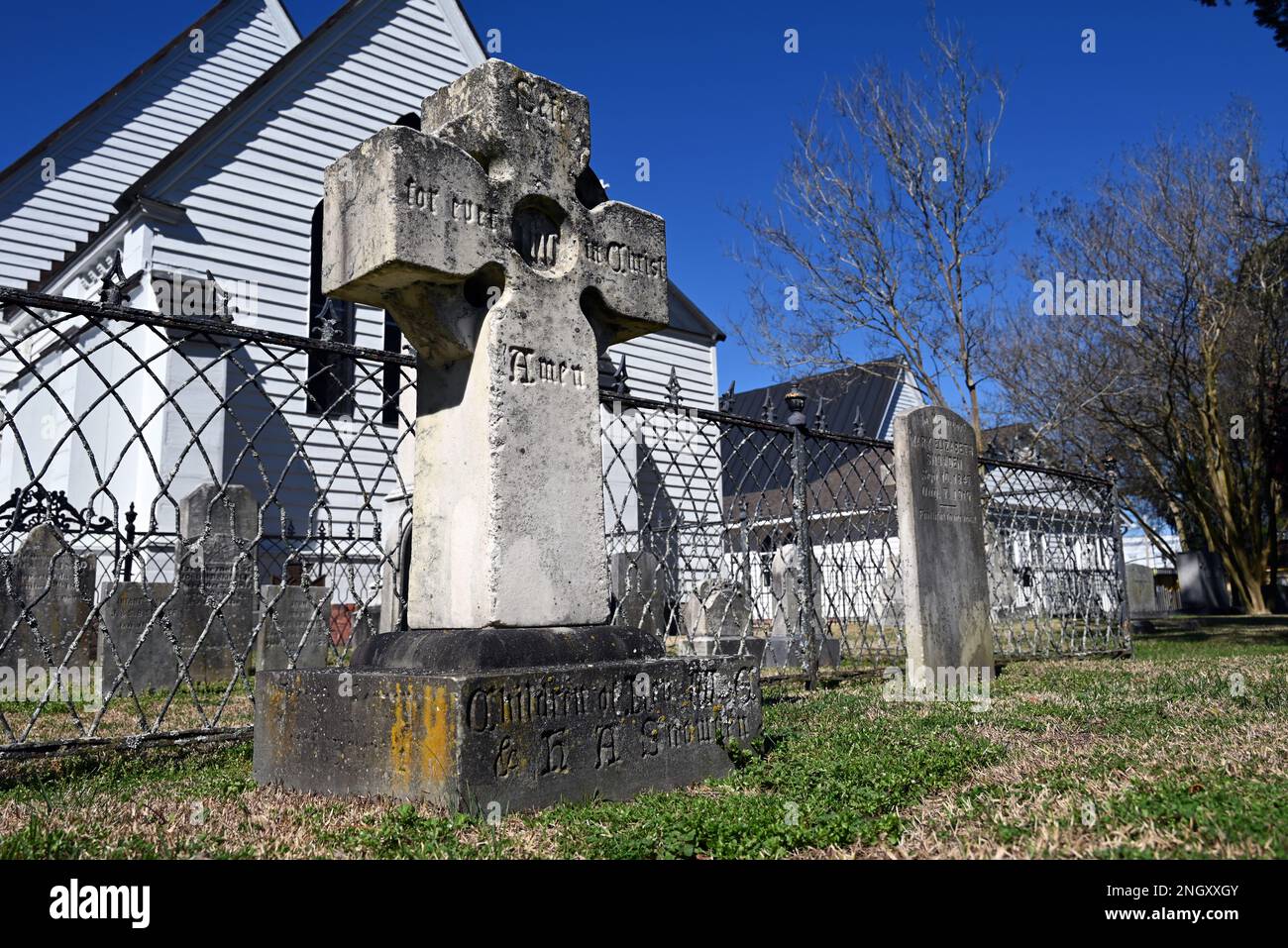 Grave of James Miller, US Navy Assistant Surgeon in doctor's cemetery on  Midway Atoll Stock Photo - Alamy
