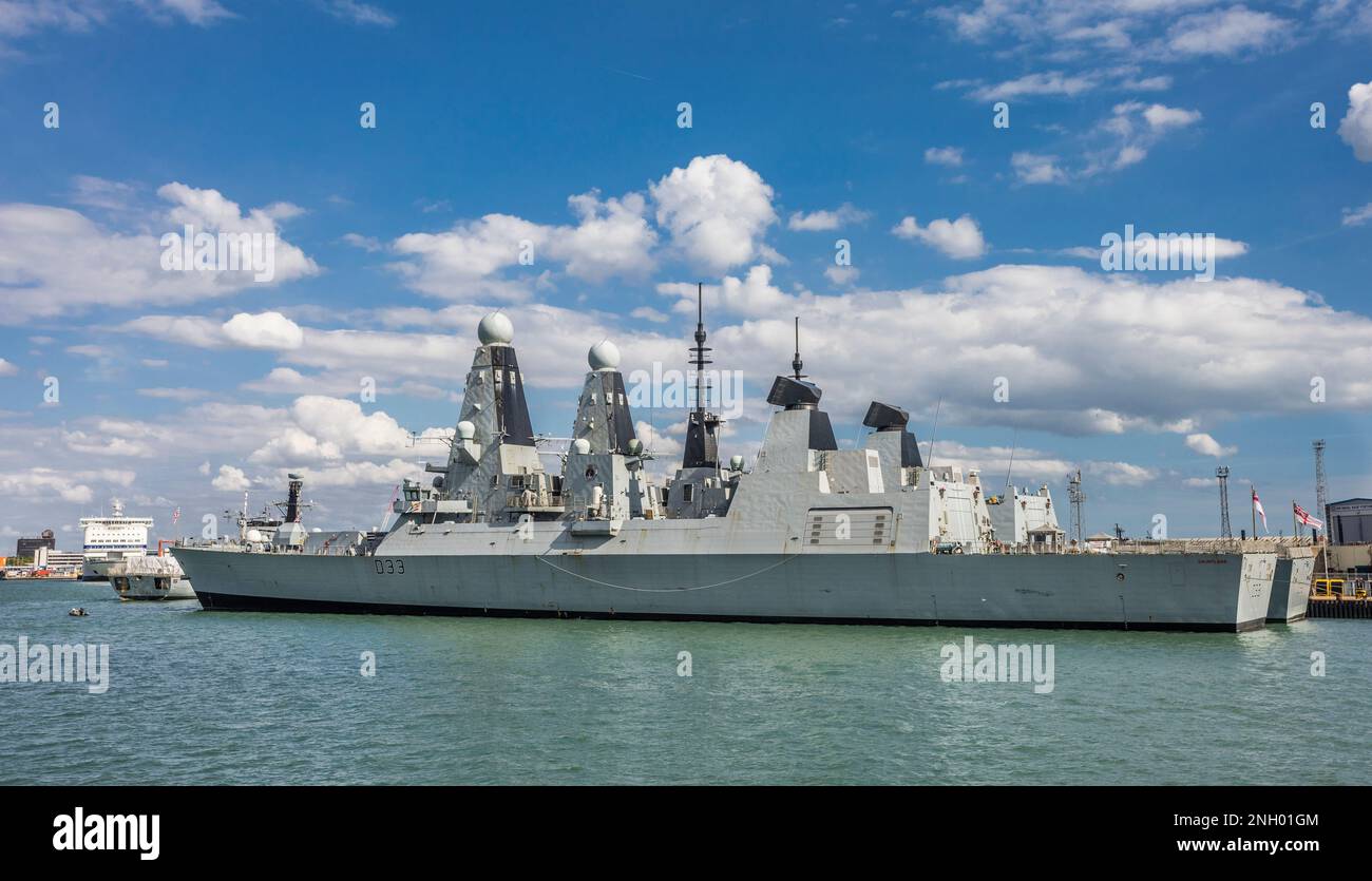 Daring-class air-defence destroyers HMS Dauntless and HMS Defender moored at His Majesty's Naval Base Portsmouth, Hampshire, South East England Stock Photo