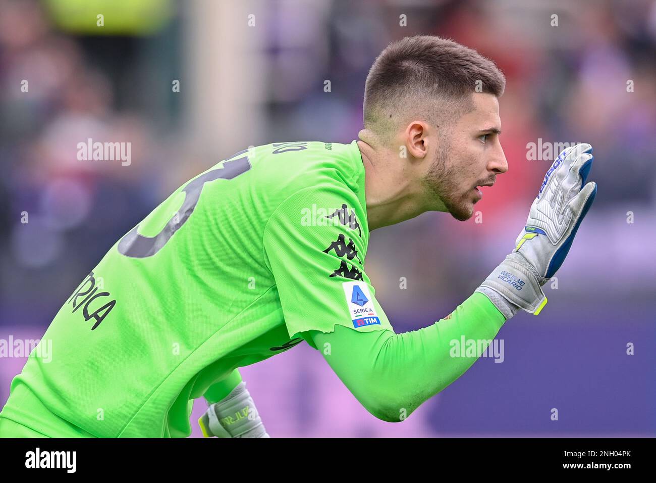 Florence, Italy. 19th Feb, 2023. Nicolas Gonzalez (ACF Fiorentina) during ACF  Fiorentina vs Empoli FC, italian soccer Serie A match in Florence, Italy,  February 19 2023 Credit: Independent Photo Agency/Alamy Live News