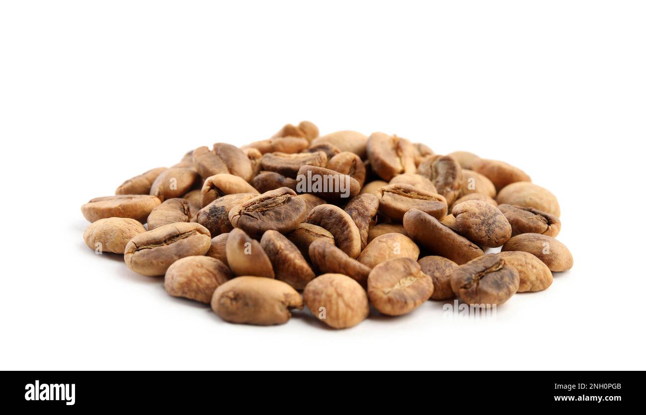 Heap of roasted coffee beans isolated on white Stock Photo - Alamy