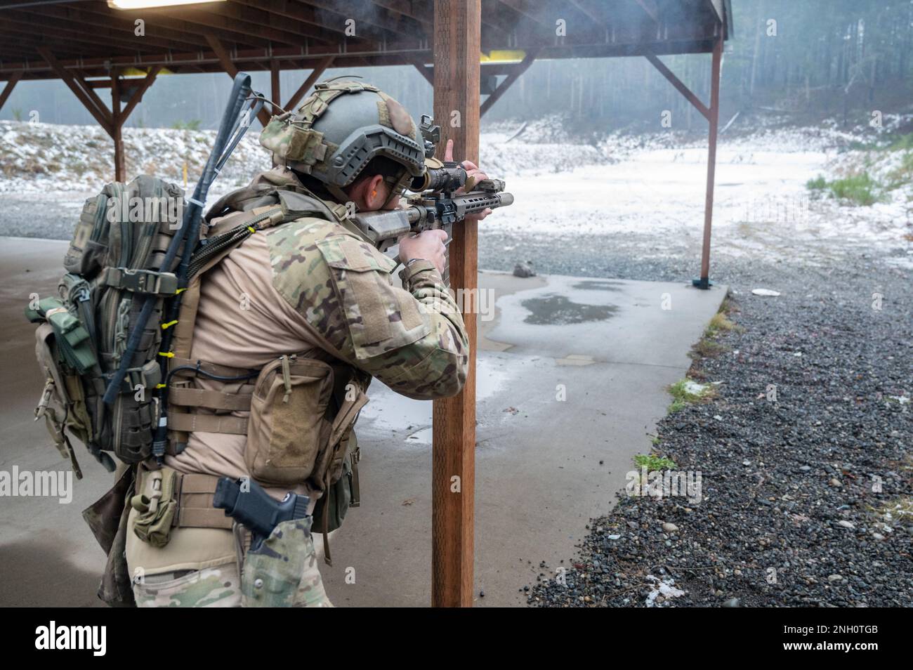 US Army Green Berets From 7th Special Forces Group's CRF, 58 OFF