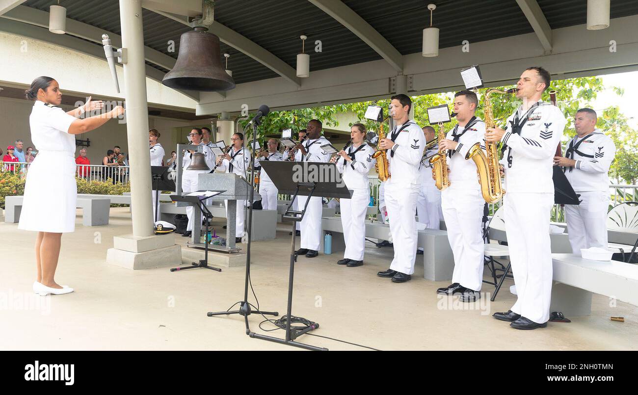 PEARL HARBOR, (Dec. 5, 2022) Sailors assigned to the U.S. Pacific Fleet Band perform for World War II veterans during an 81st Anniversary Pearl Harbor Remembrance concert at the Pearl Harbor Visitor Center. Dec. 7, 2022, marks the 81st year since the attacks on Pearl Harbor and Oahu. The U.S. military, State of Hawaii and National Park Service are hosting a series of remembrance events throughout the week to honor the courage and sacrifices of those who served throughout the Pacific Theater. Today, the U.S.-Japan Alliance is a cornerstone of peace and security in a free and open Indo-Pacific r Stock Photo