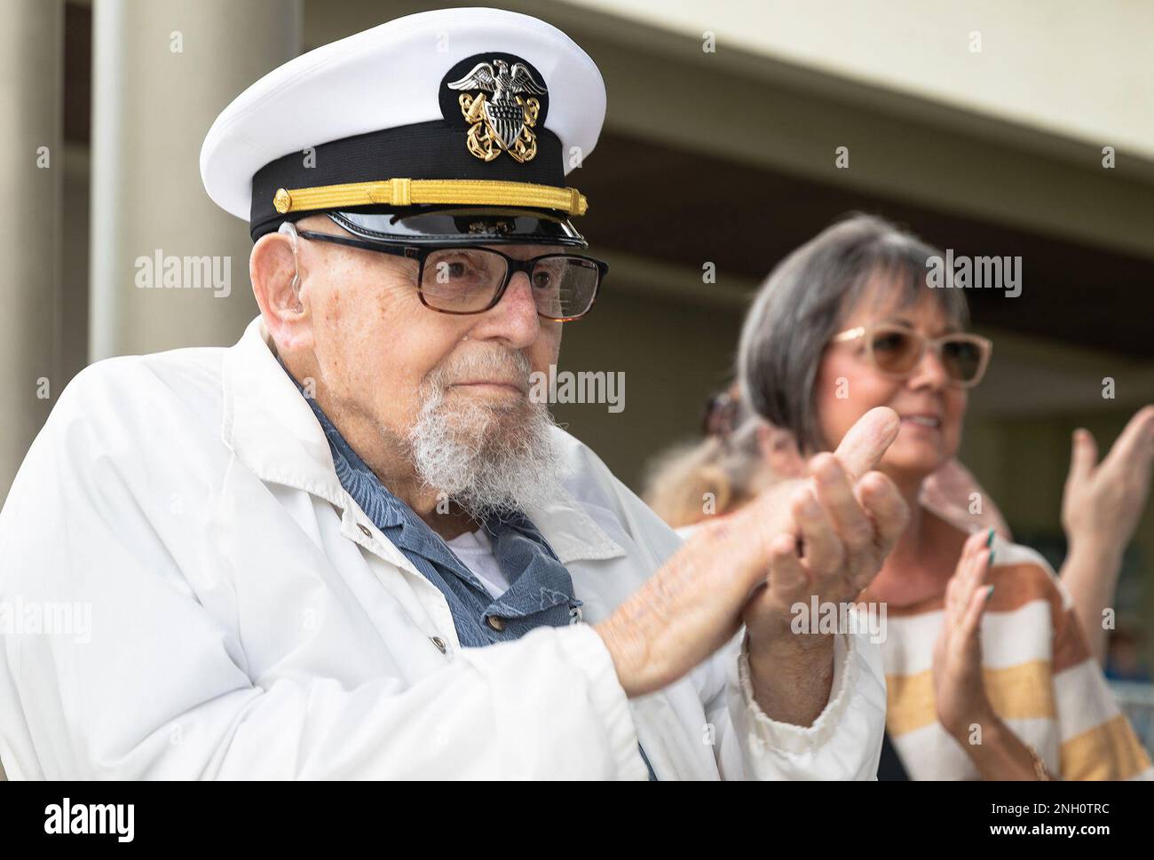 PEARL HARBOR, (Dec. 5, 2022) Former Navy musician’s mate and honorary bandmaster Ira 'Ike' Schaba, applaud the U.S. Pacific Fleet Band, which performed for World War II veterans and Pearl Harbor visitors during an 81st Anniversary Pearl Harbor Remembrance concert at the Pearl Harbor Visitor Center. Dec. 7, 2022, marks the 81st year since the attacks on Pearl Harbor and Oahu. The U.S. military, State of Hawaii and National Park Service are hosting a series of remembrance events throughout the week to honor the courage and sacrifices of those who served throughout the Pacific Theater. Today, the Stock Photo