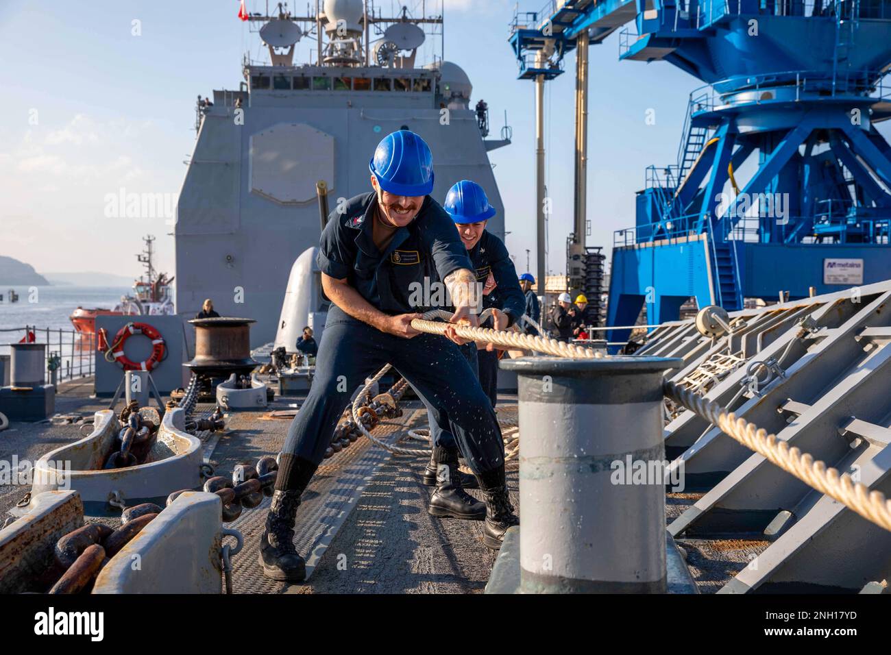 221206-N-TC847-1030 KOPER, Slovenia (Dec. 6, 2022) Sailors assigned to ...