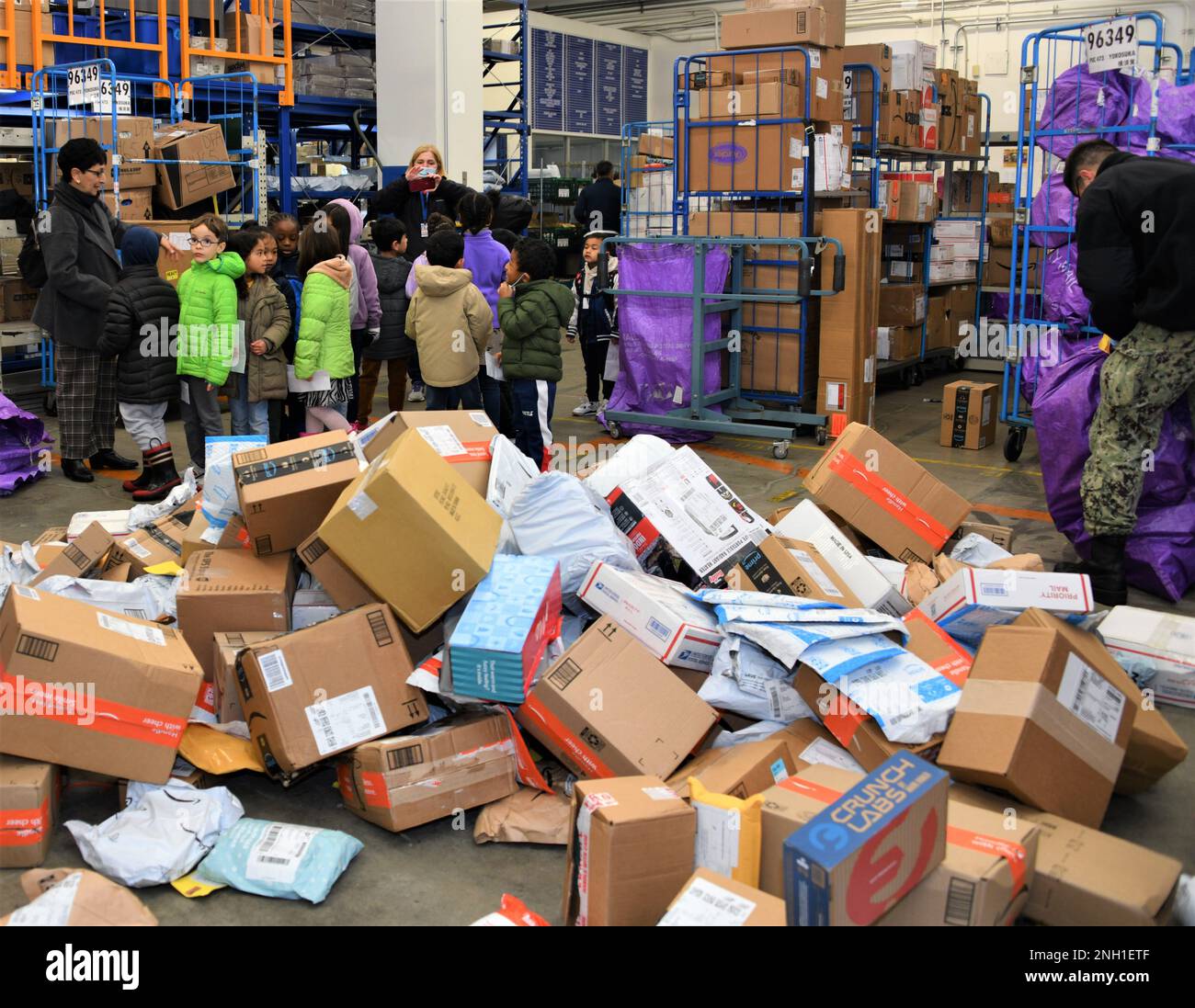 Yokosuka, Japan (Dec. 6 2022) A group of elementary school students from Sullivan Elementary