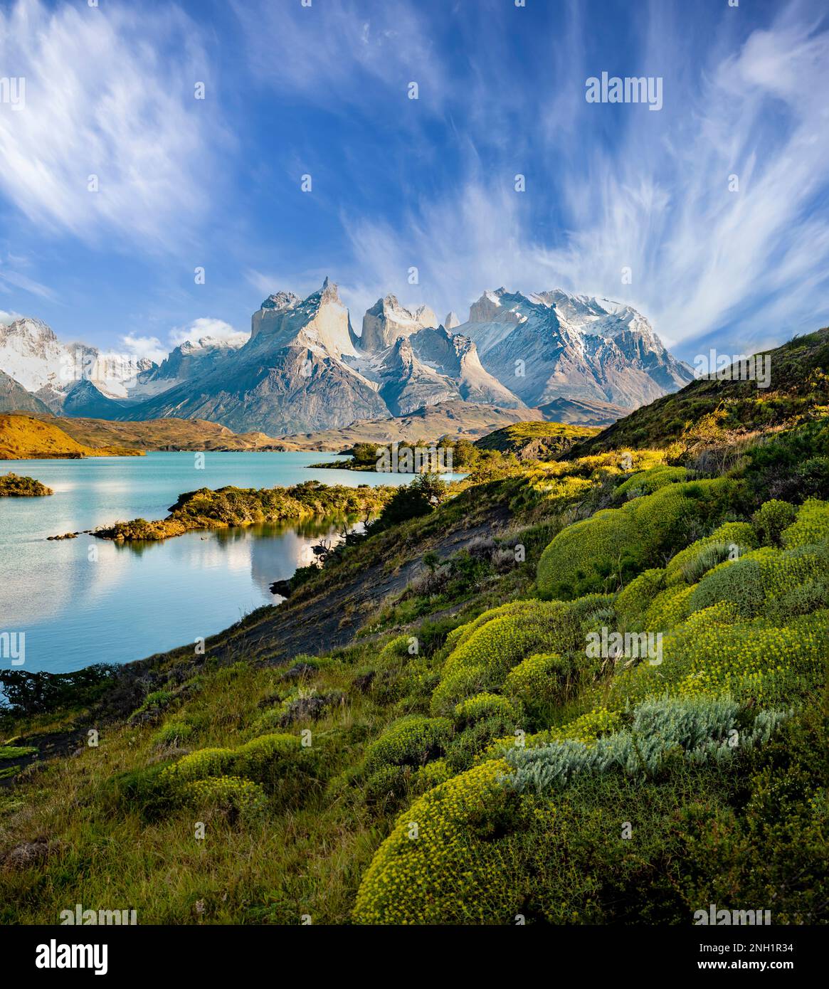the-horns-of-the-torres-del-paine-massif-with-lake-pehoe-in-the