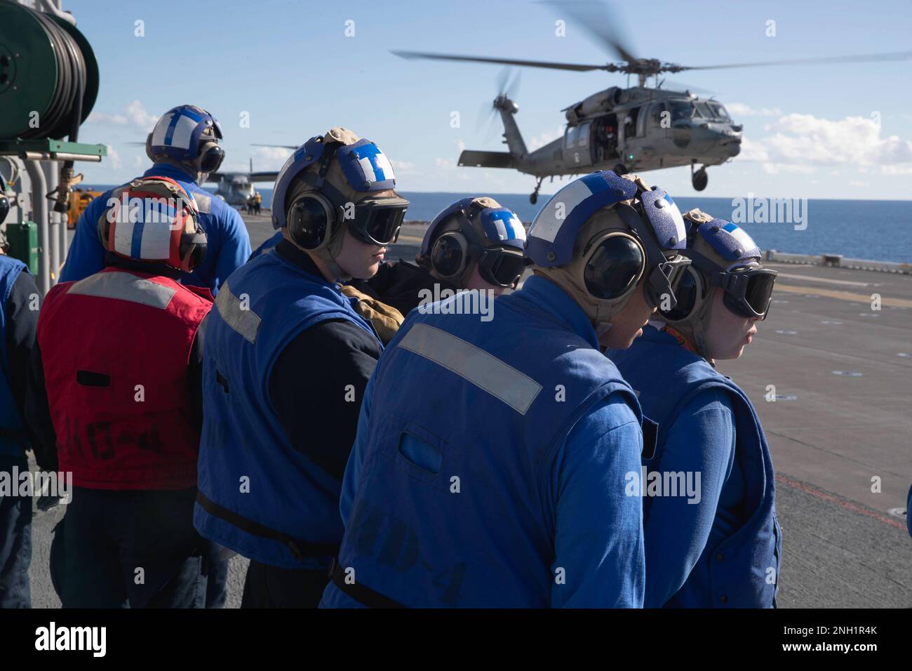 Hsc Ocean 221207-N-VJ326-1179 PACIFIC OCEAN (Dec. 7, 2022) – Sailors watch while ...