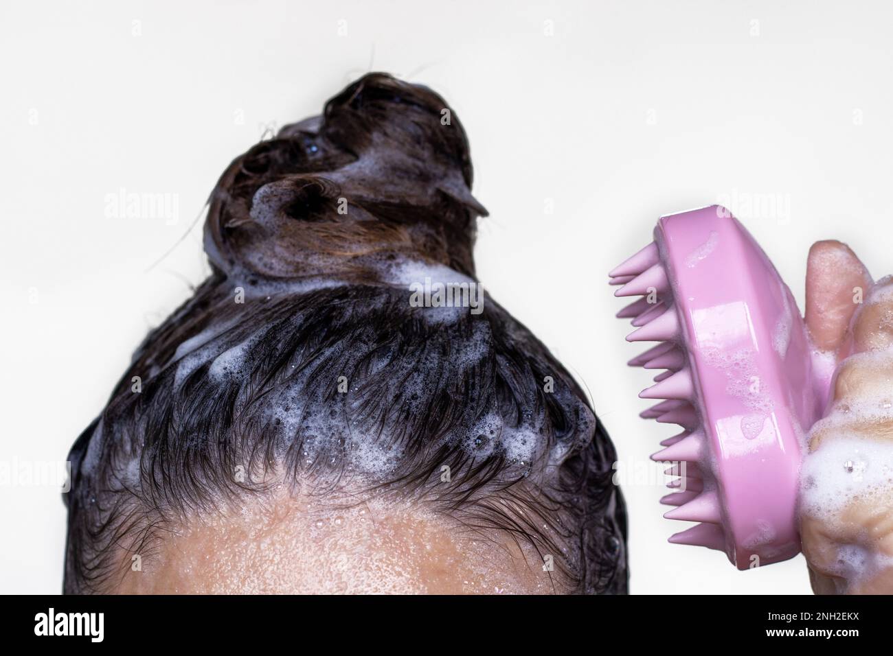 Shampoo Scalp Cleansing Brush - Pink