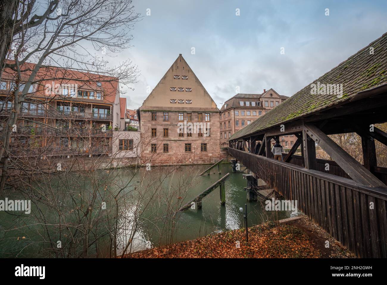 Unschlitthaus building and Henkersteg covered bridge - Nuremberg, Bavaria, Germany Stock Photo