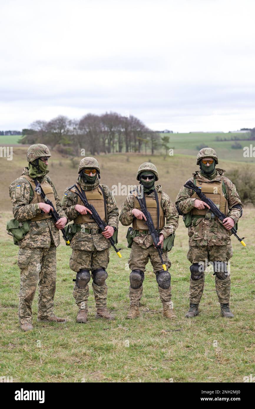 Basic combat training hi-res stock photography and images - Alamy