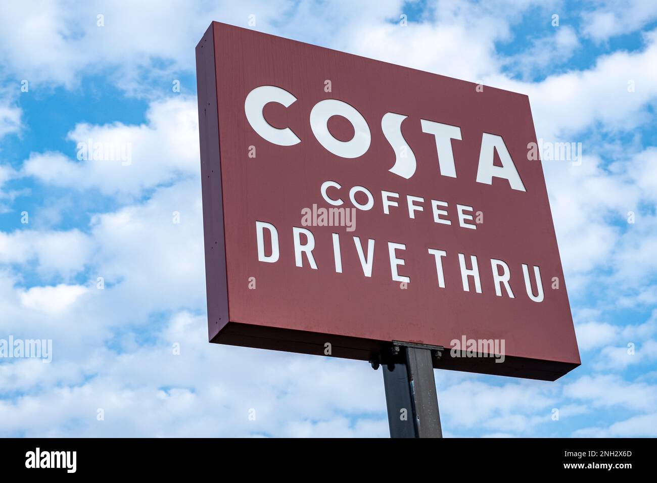 Costa Coffee Drive Thru Sign UK Stock Photo Alamy costa-coffee-drive-thru-sign-uk-stock-photo-alamy
