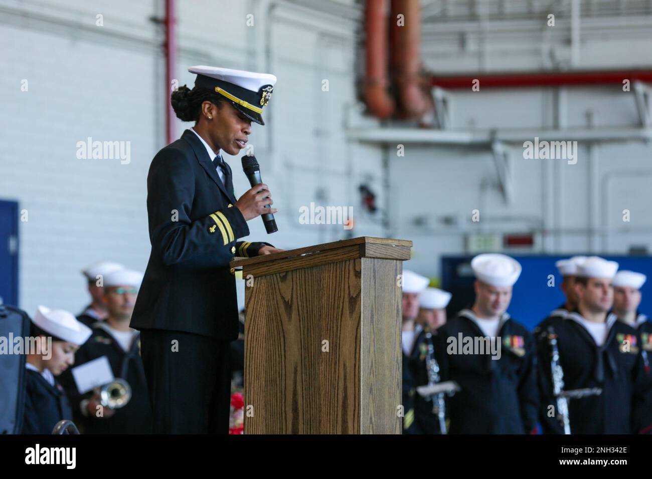 221208NYF1311040 SAN DIEGO (Dec. 8, 2022) Lt. Candice Haralson