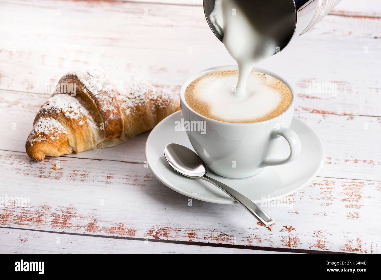 38,200+ Milk Froth Stock Photos, Pictures & Royalty-Free Images