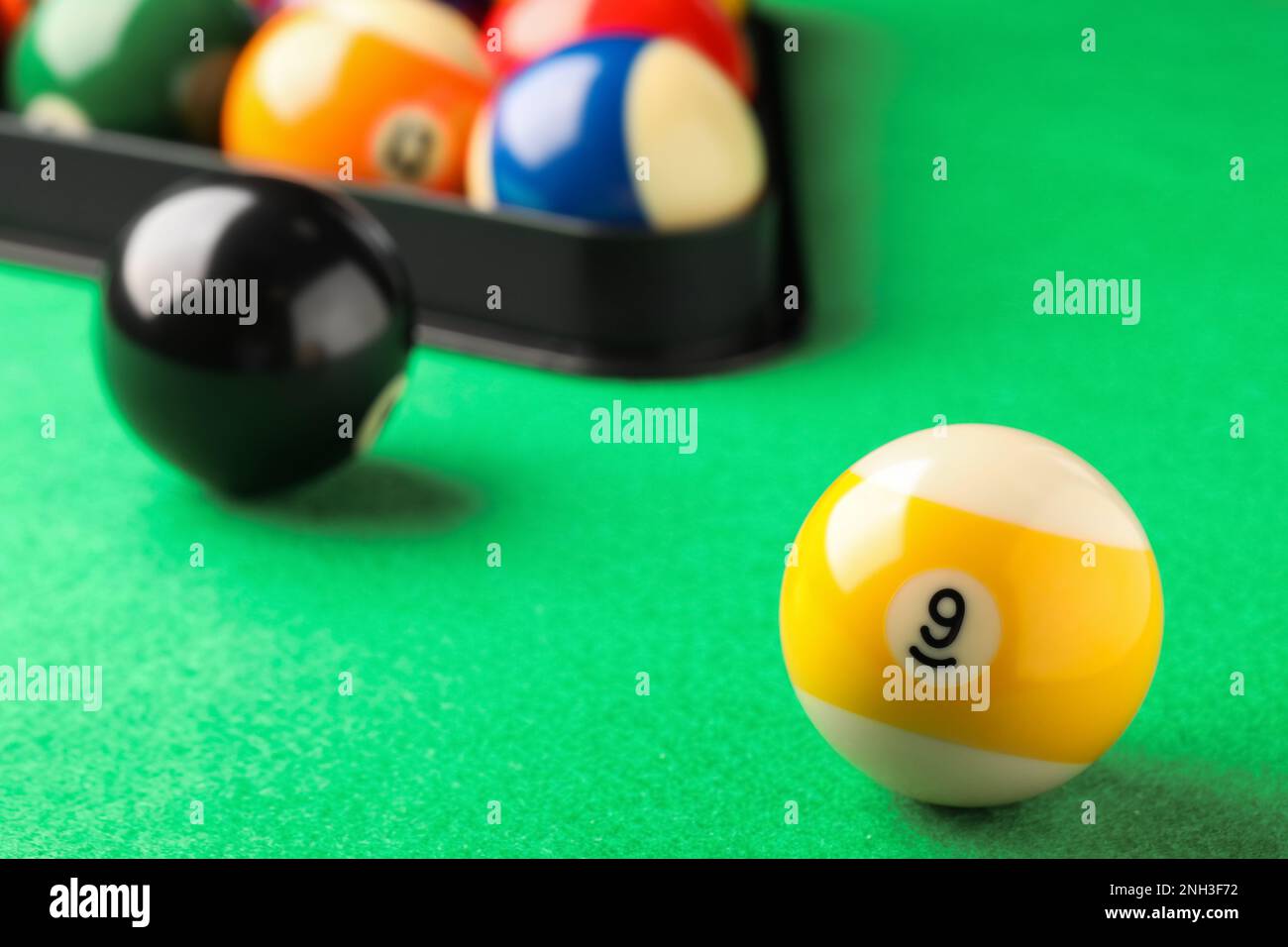 9 ball pool hi-res stock photography and images - Page 3 - Alamy