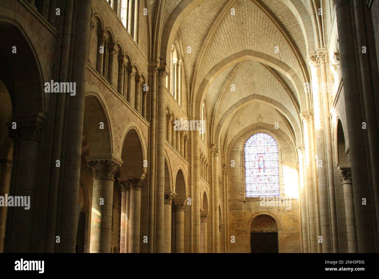saintjulien cathedral in le mans (france Stock Photo Alamy