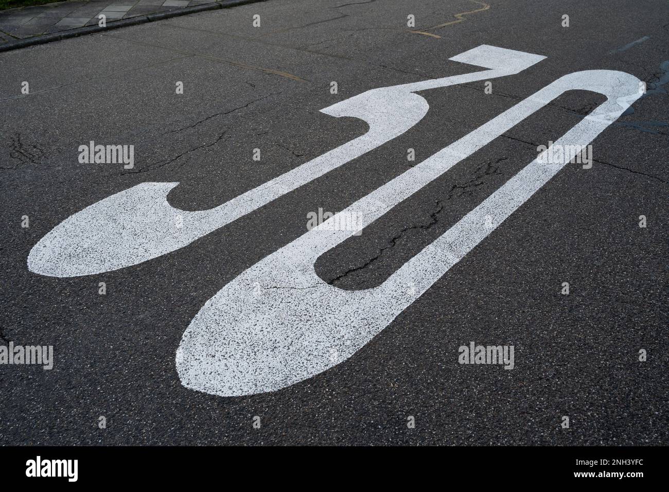 speed-limit-30-kilometers-per-hour-on-the-asphalt-road-stock-photo-alamy