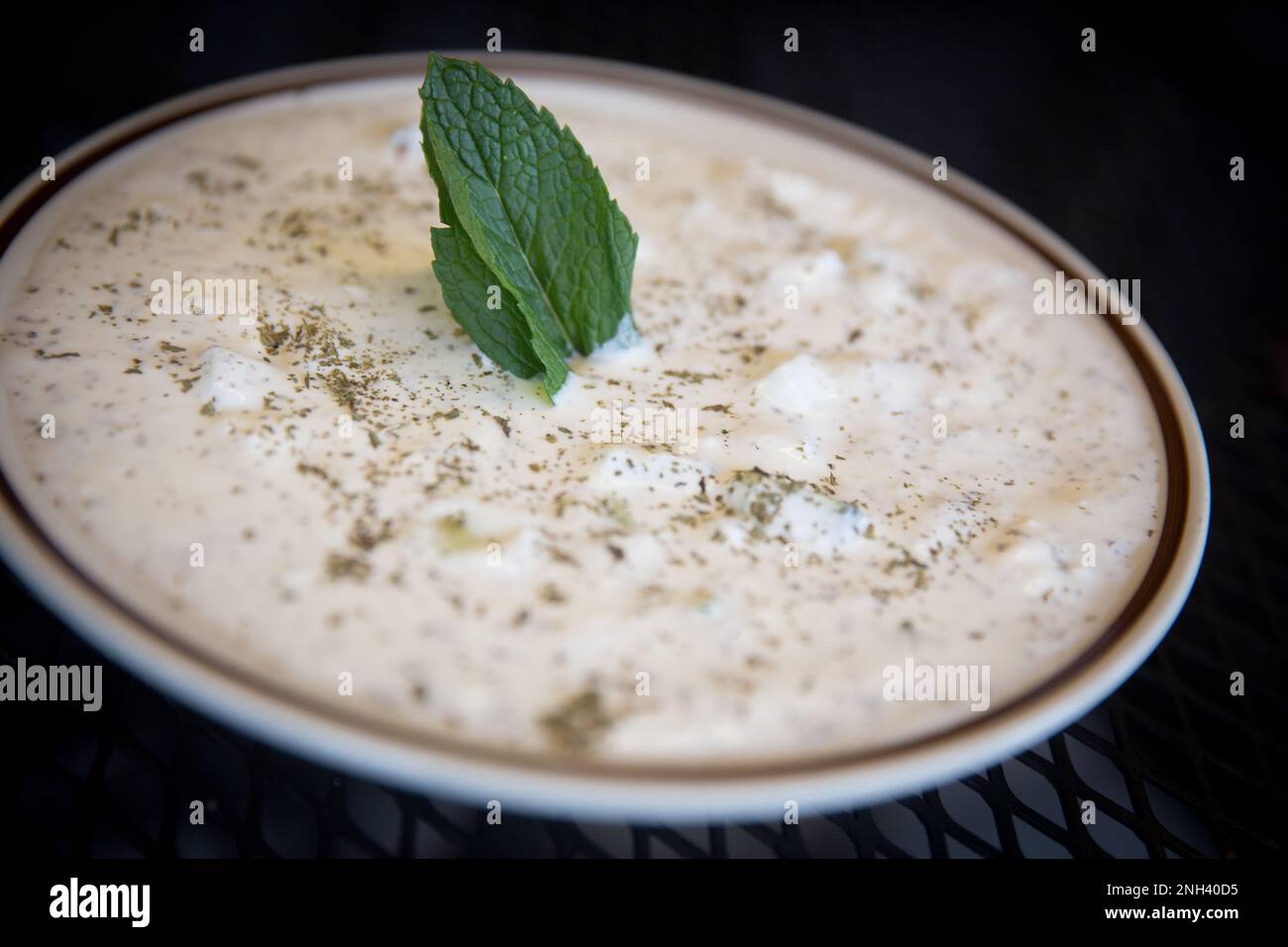 Lemon garlic yogurt sauce Stock Photo Alamy