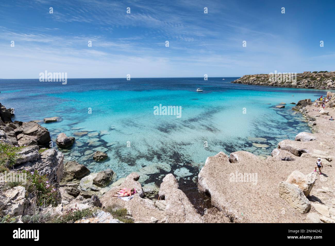 Cala Azzurra beach, Sicily Stock Photo - Alamy