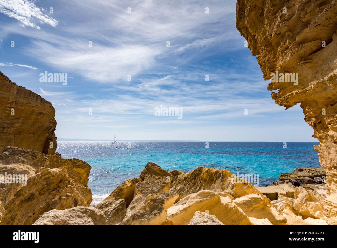 Bue Marino beach, Favignana Stock Photo - Alamy