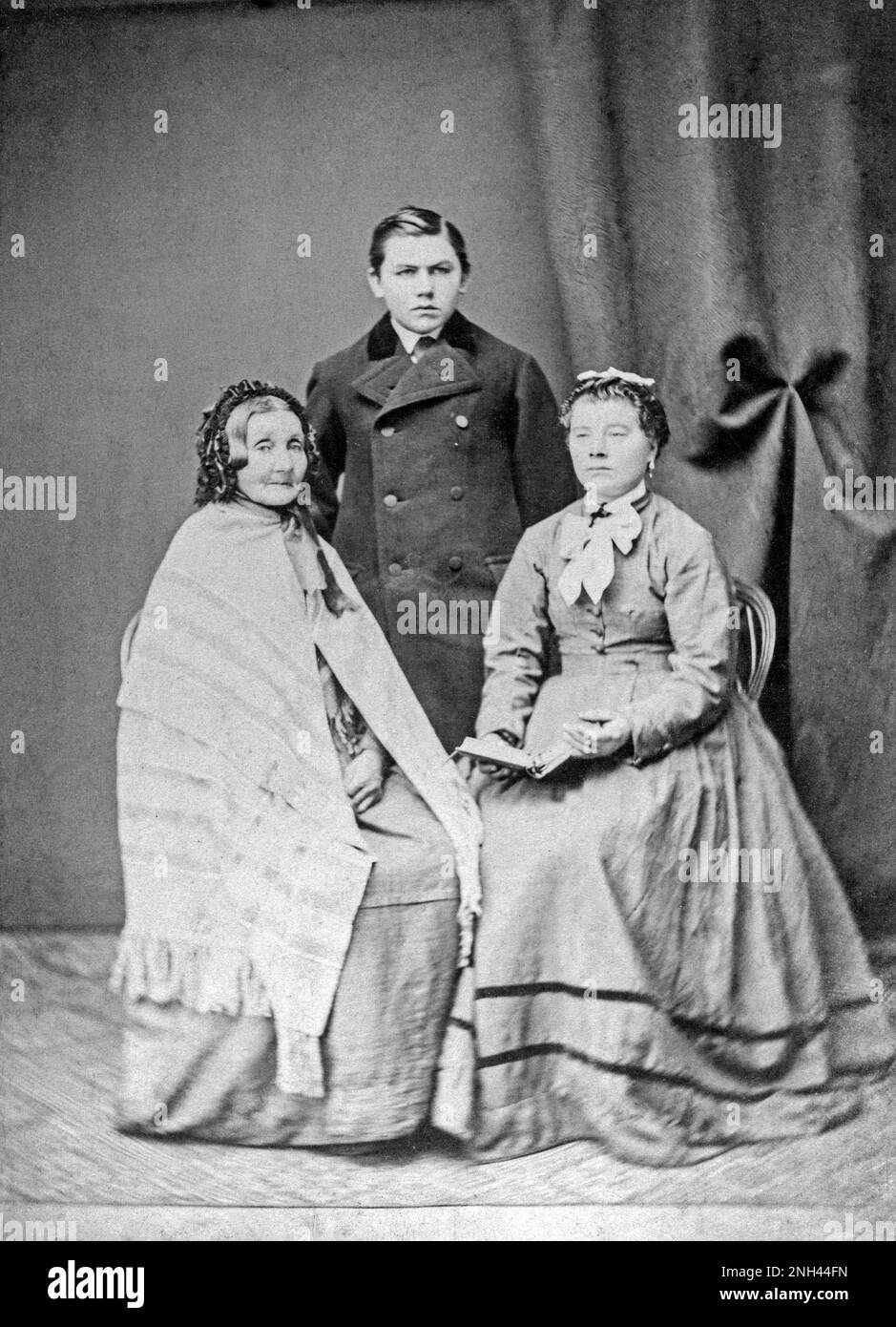 Family germany 1900 Black and White Stock Photos & Images - Alamy