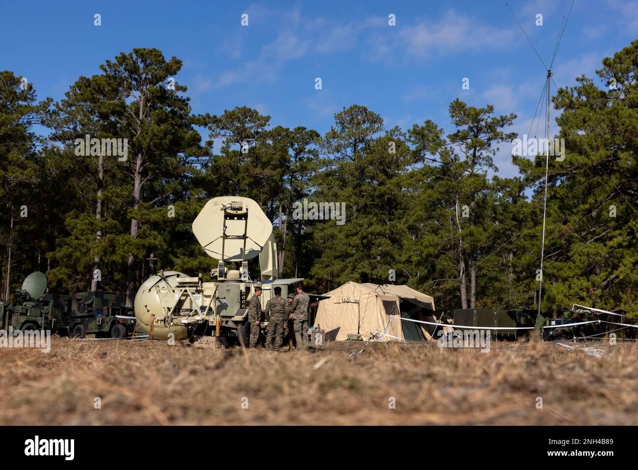 U.S. Marines with 8th Communication Battalion (8th Comm), II Marine Expeditionary Force (MEF