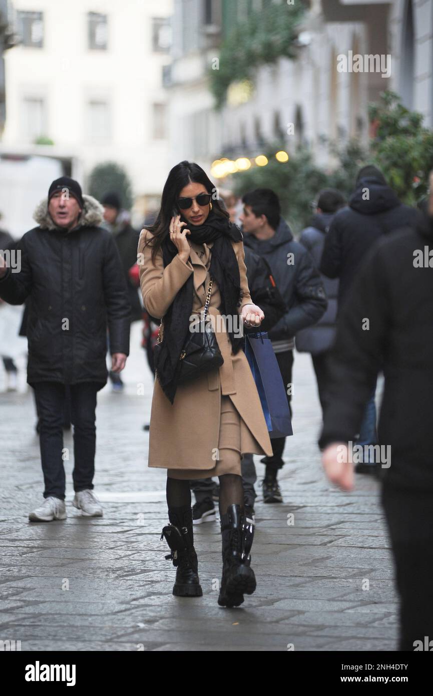 Milan, . 20th Feb, 2023. Milan, 20-02-2023 Elisabetta Gregoraci strolls  through the streets of the center after shopping. Credit: Independent Photo  Agency/Alamy Live News Stock Photo - Alamy