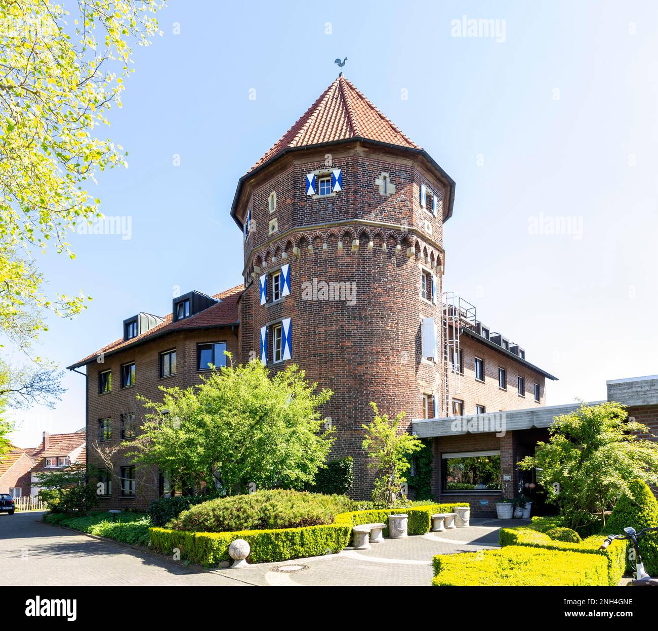 Burghotel, brick tower of the former Oeding moated castle, Oeding, Suedlohn, Muensterland, North Rhine-Westphalia, Germany Stock Photo