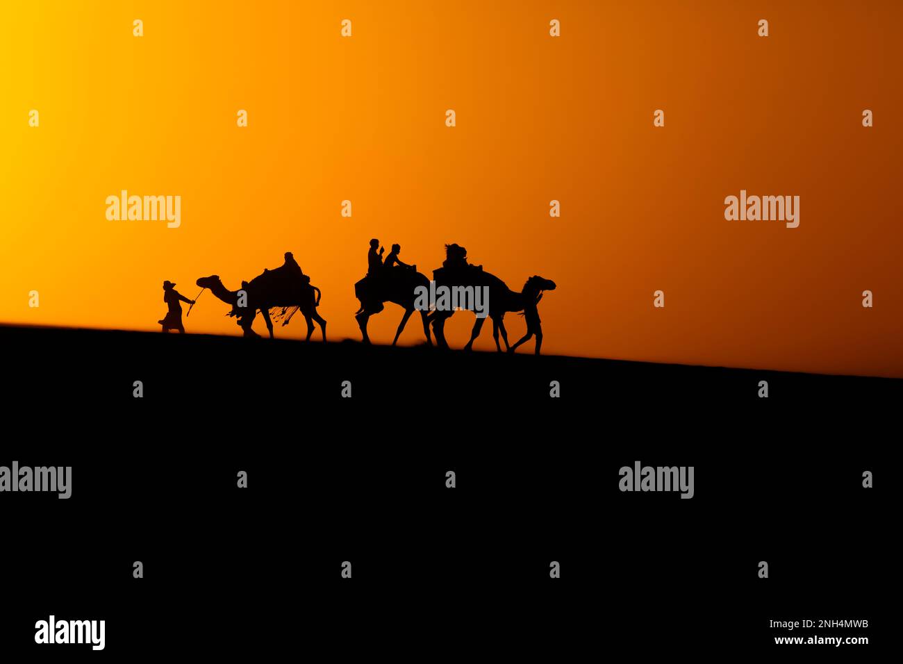 Dune buggy qatar hi-res stock photography and images - Alamy