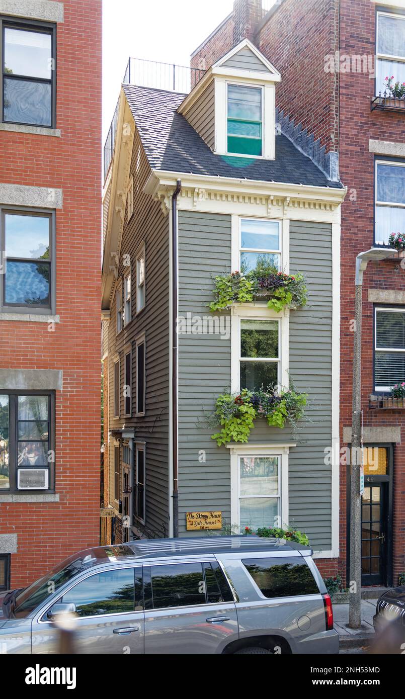 The skinny spite house hires stock photography and images Alamy