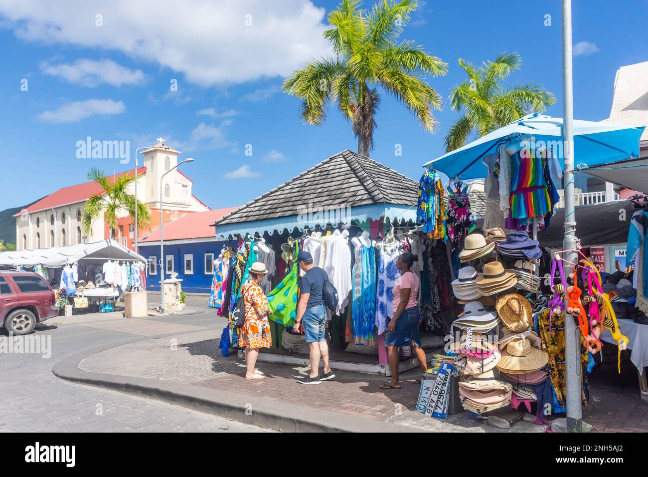 Couple shopping, Philipsburg Market Place, Wilhelminastraat, Philipsburg, St Maarten, Saint Martin, Lesser Antilles, Caribbean Stock Photo