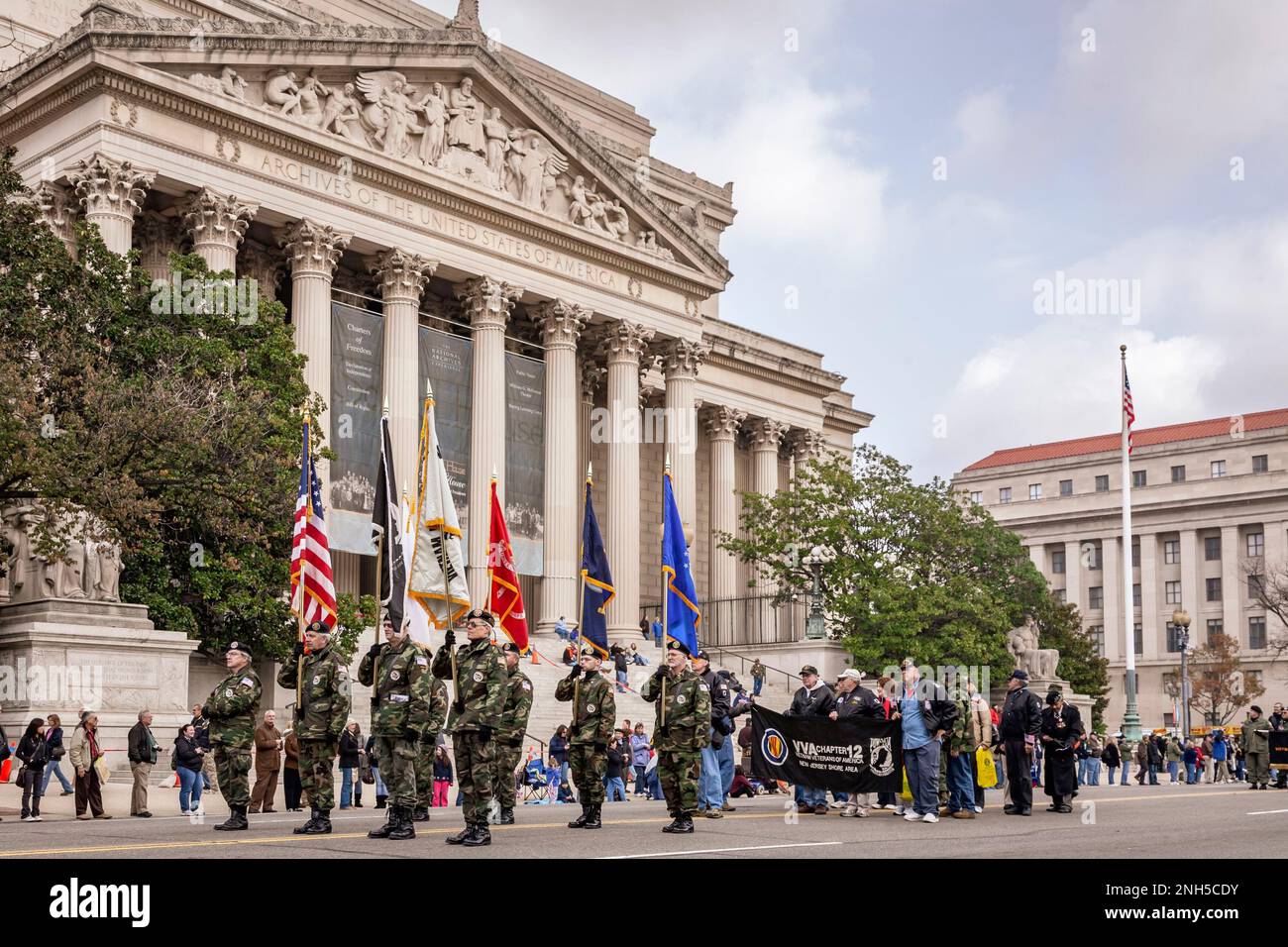 When is veterans day holiday