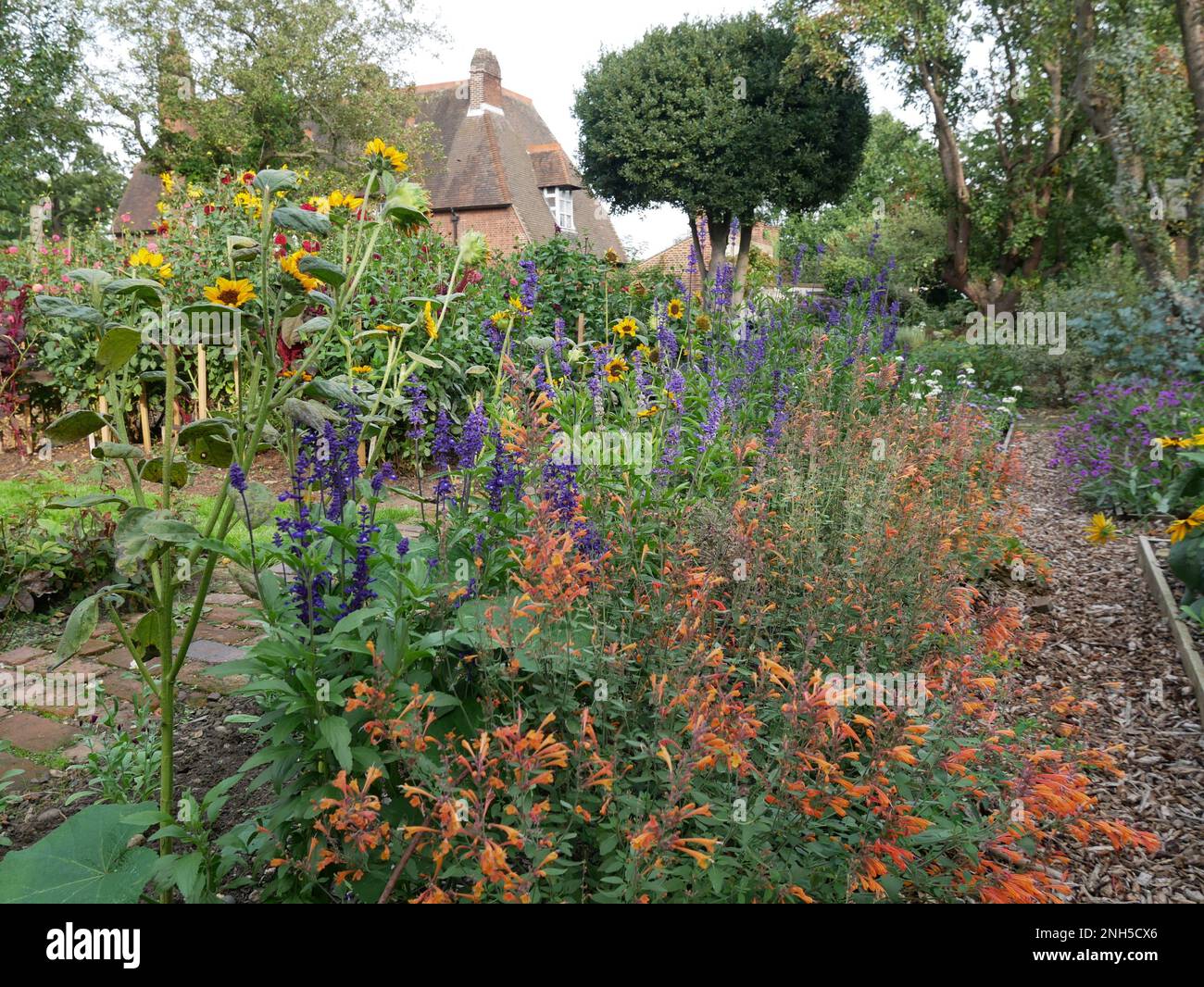 Red House, Bexleyheath, Kent, England Stock Photo Alamy