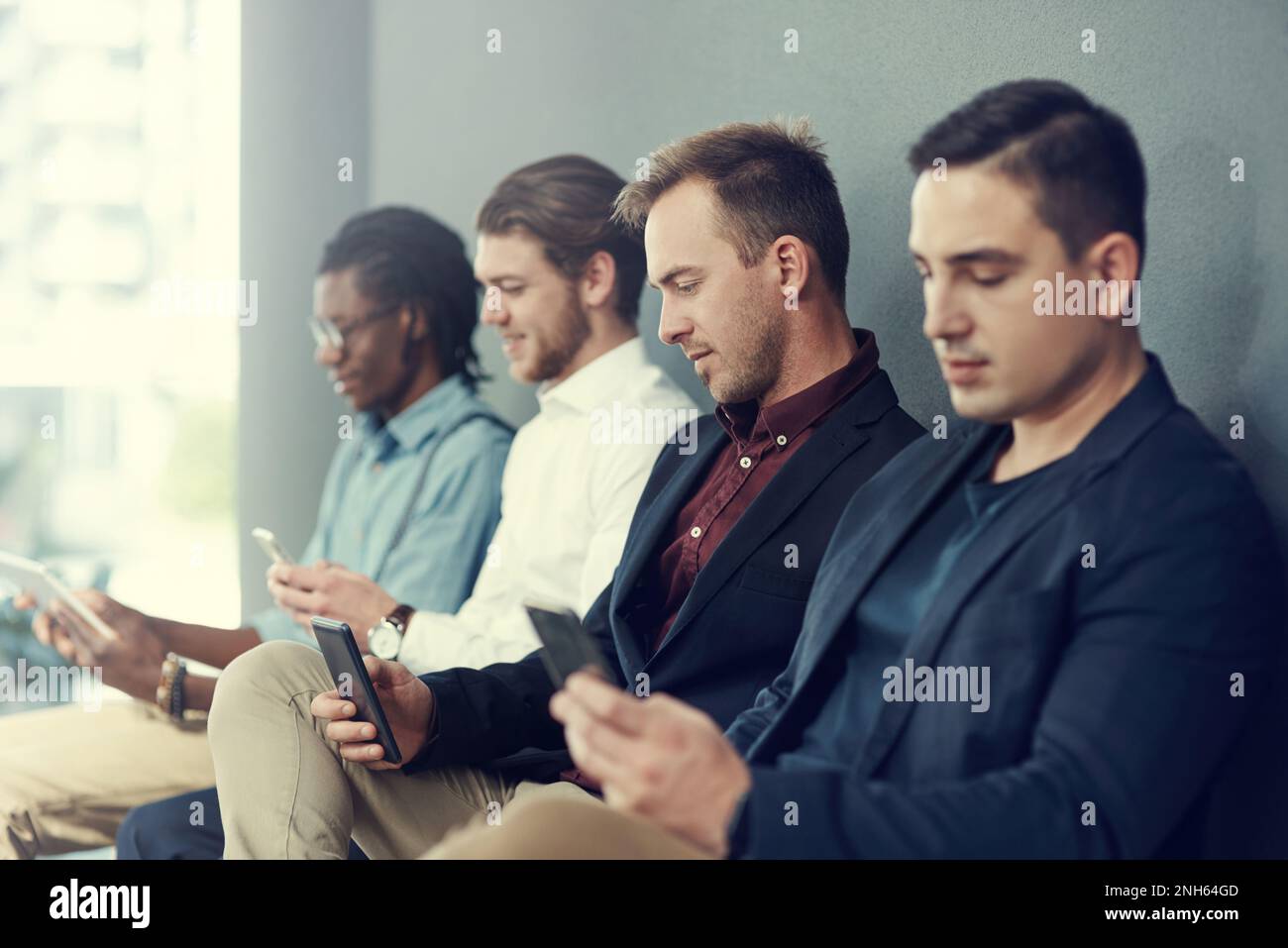 Connection of devices hi-res stock photography and images - Alamy