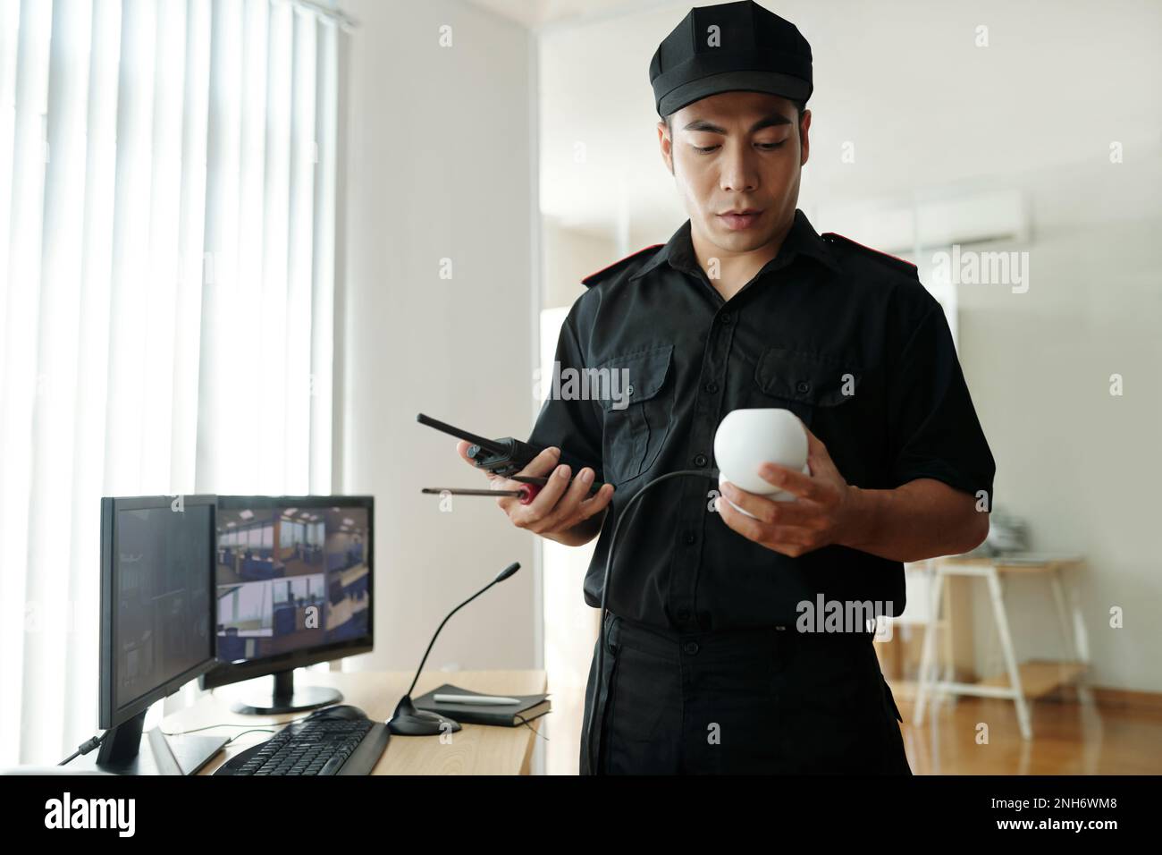 Hacker Computer Security Camera Camera surveillance hacker hi-res stock photography and images - Alamy