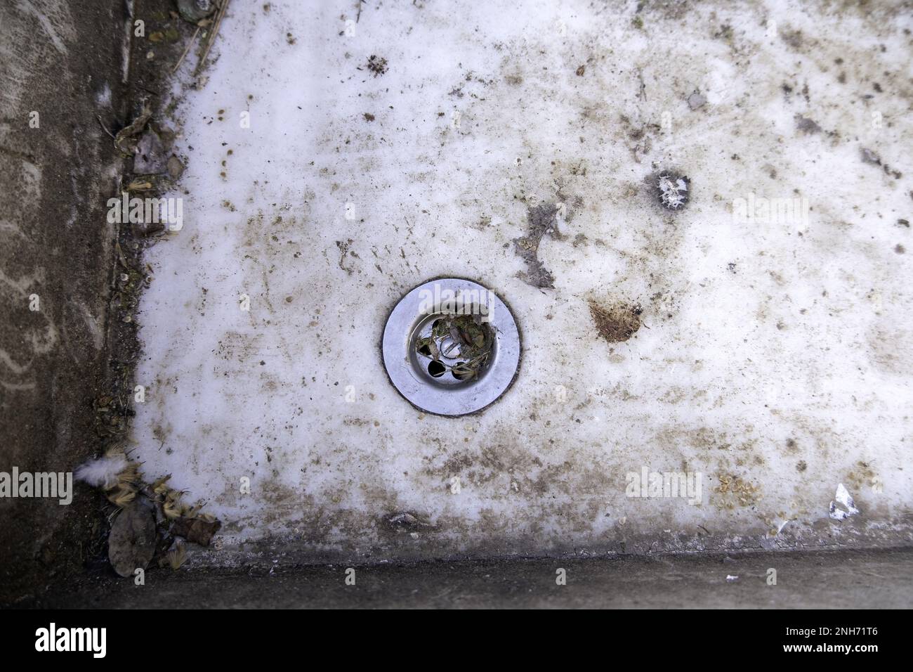 Detail of old broken ceramic sink in the garbage Stock Photo Alamy