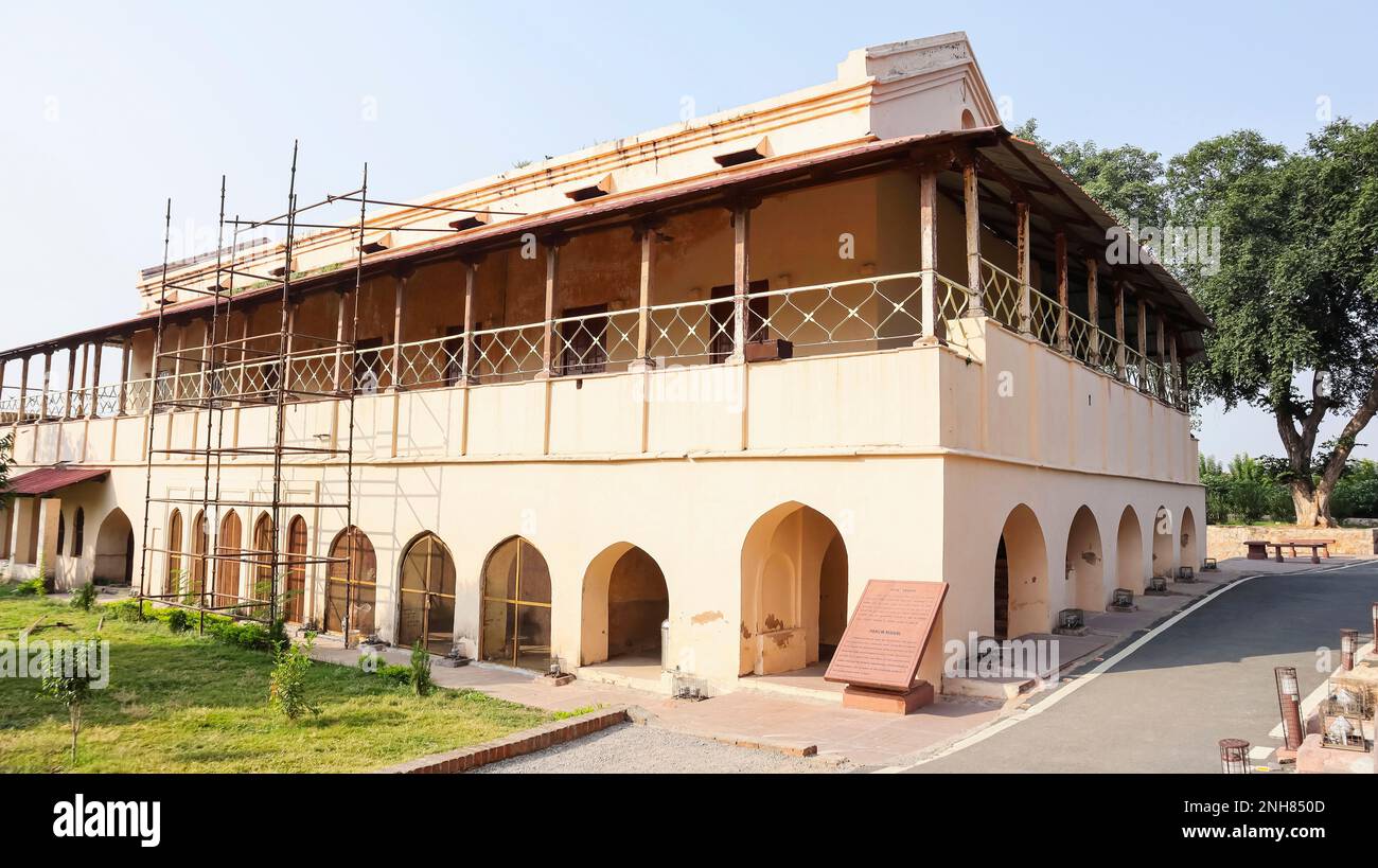 Visual Reference: New Palace Of Jhansi Fort Built By Britishers Jhansi Uttar