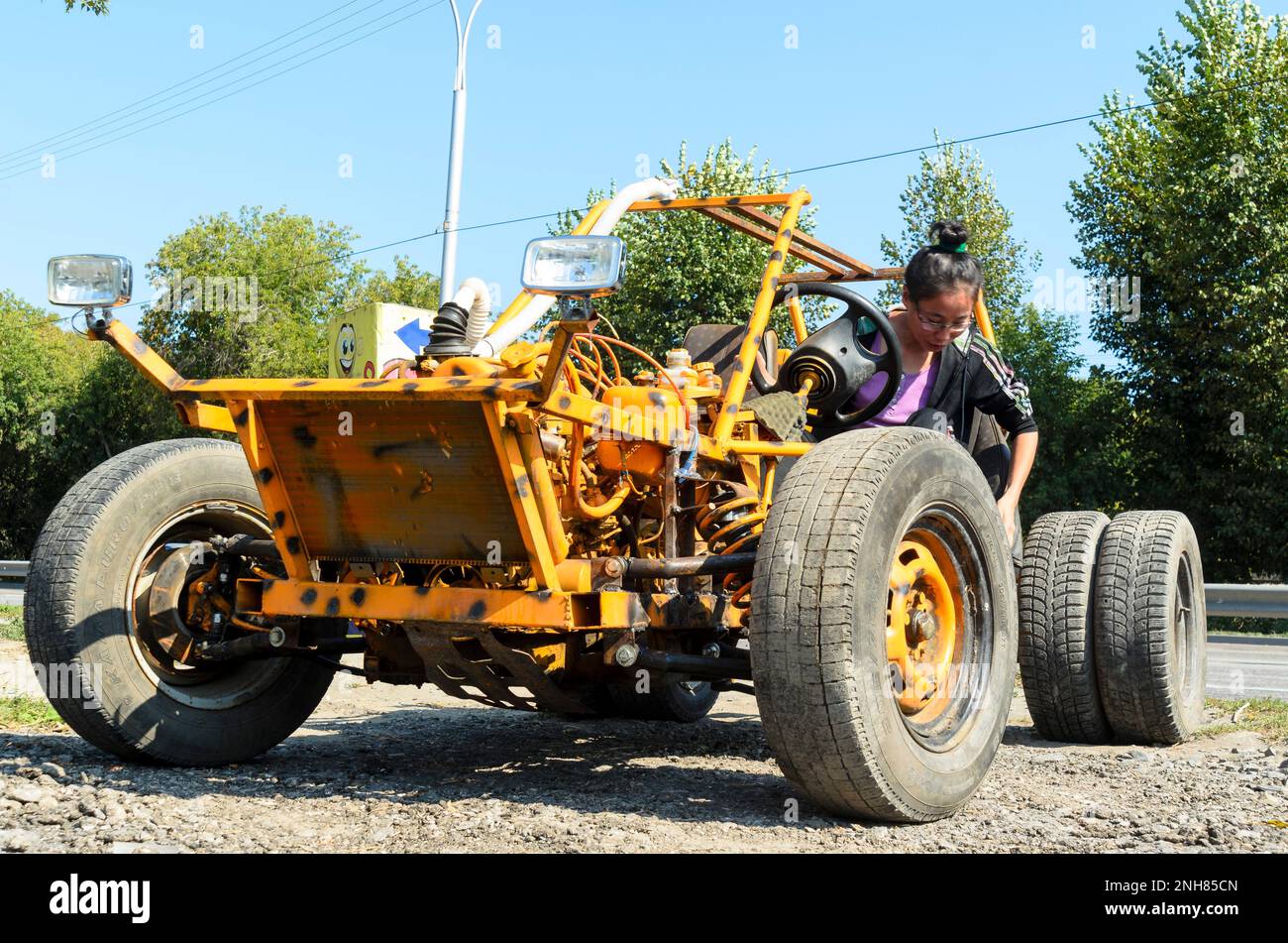 Buggy driver hi-res stock photography and images - Alamy