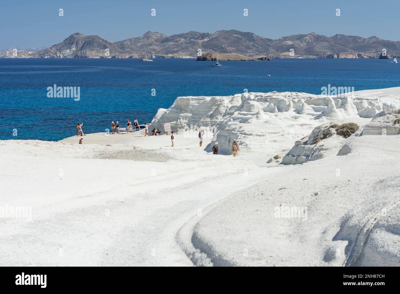 Sarakiniko cliff, Milos Stock Photo - Alamy