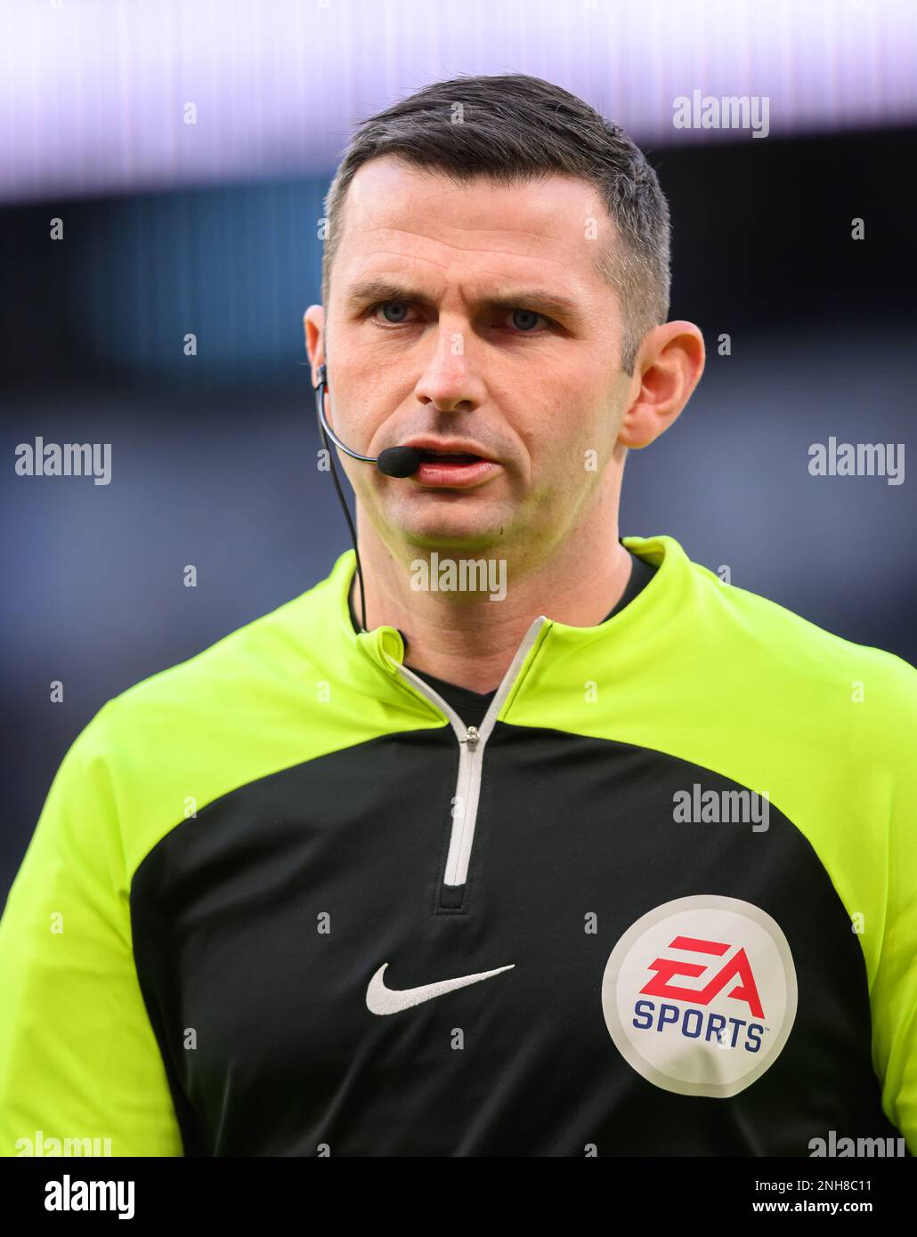 Michael oliver hi-res stock photography and images - Alamy