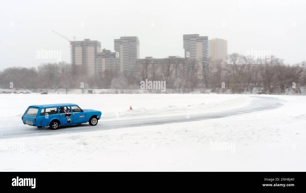 Met name plus ontploffen Lada car russia hi-res stock photography and images - Page 3 - Alamy
