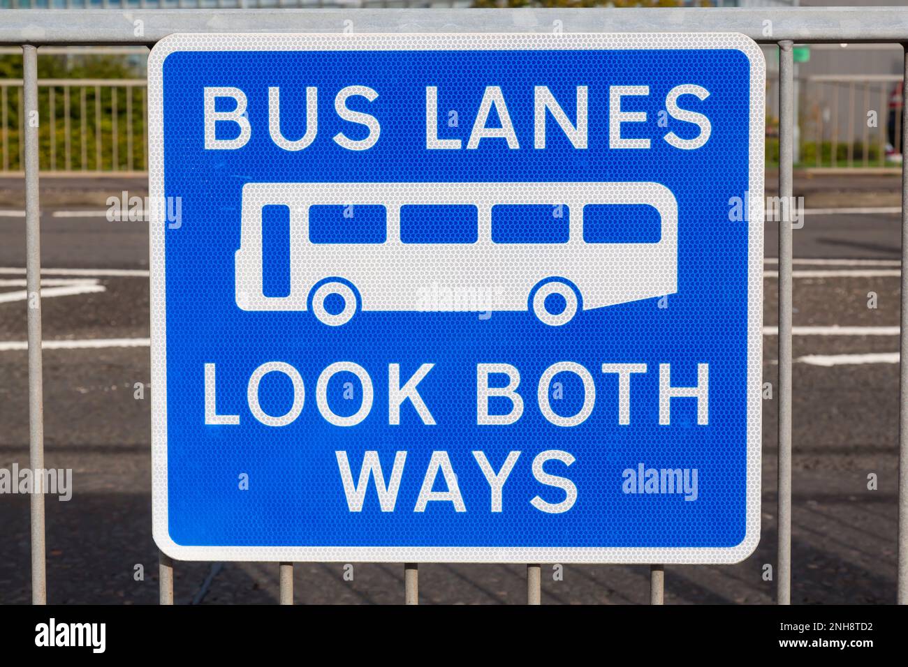 Bus sign scotland hires stock photography and images Alamy