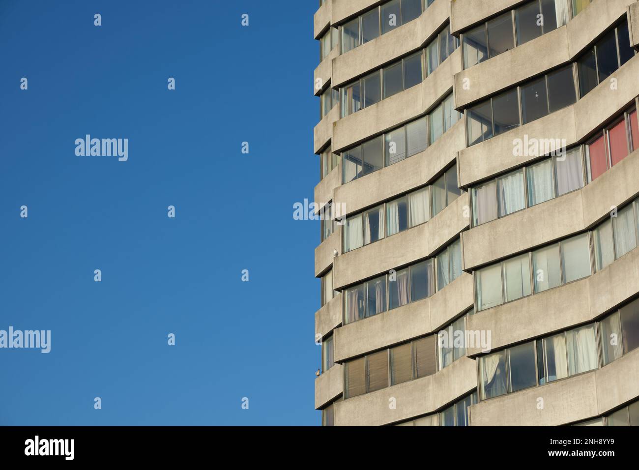 18 storey residential block hi-res stock photography and images - Alamy