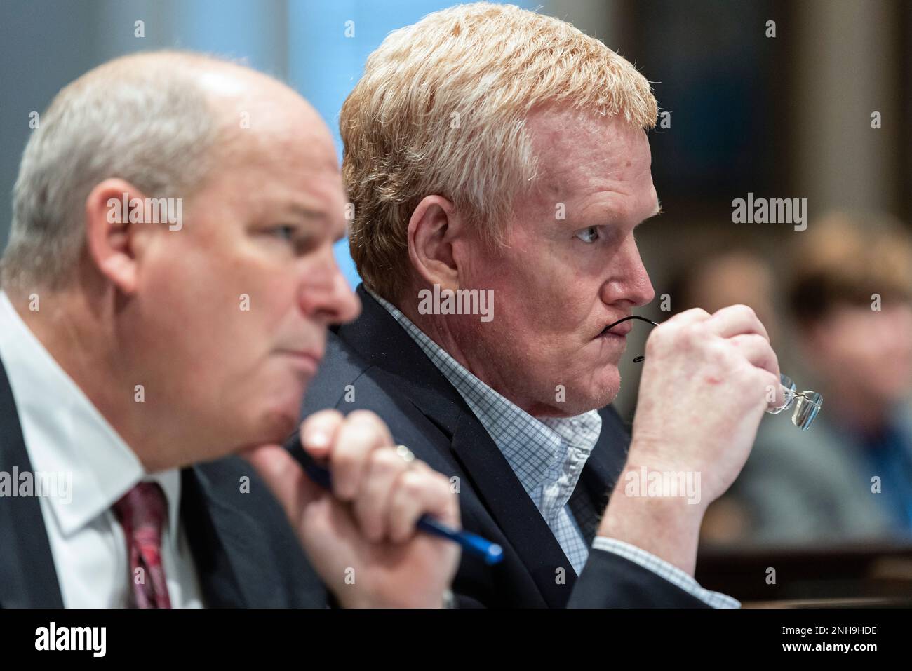 Alex Murdaugh, right, sits with defense attorney Jim Griffin during his